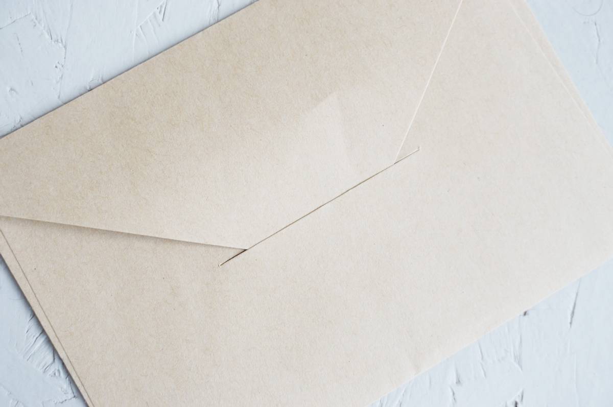 50 stk | Konvolutt C6, natur, uten lim